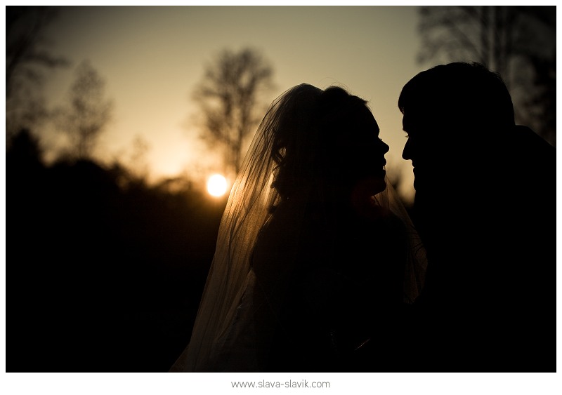 Bride and Groom Outlines