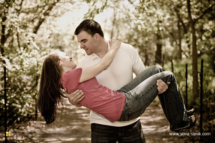 Carrying his girlfriend