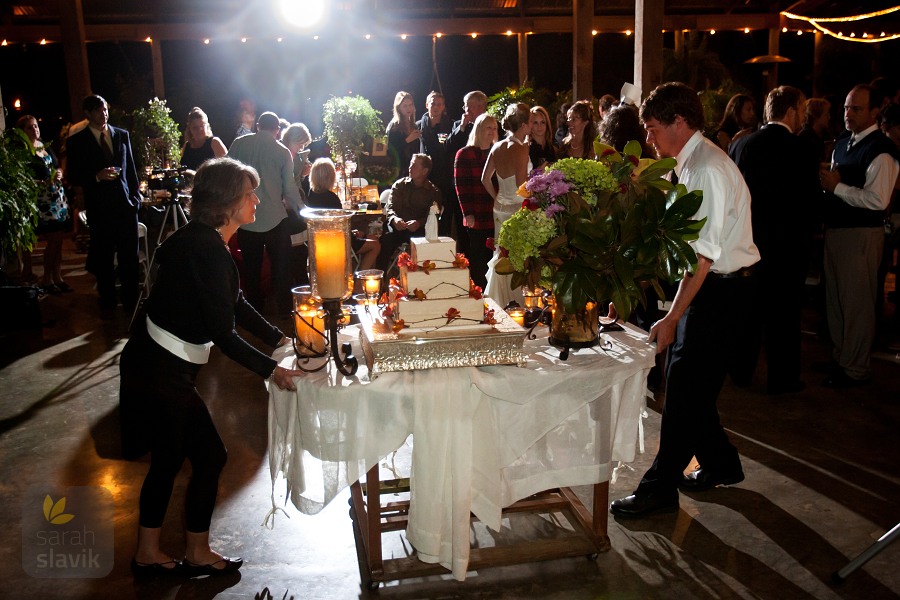 Mobile wedding cake