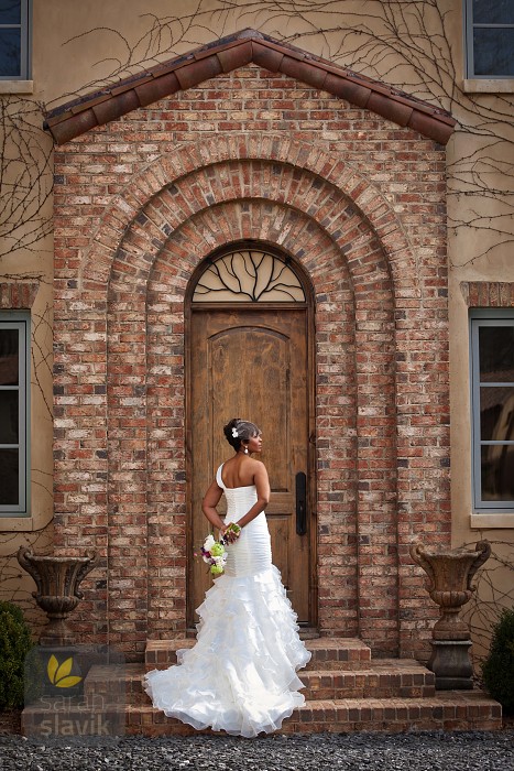 Montaluce Winery bride